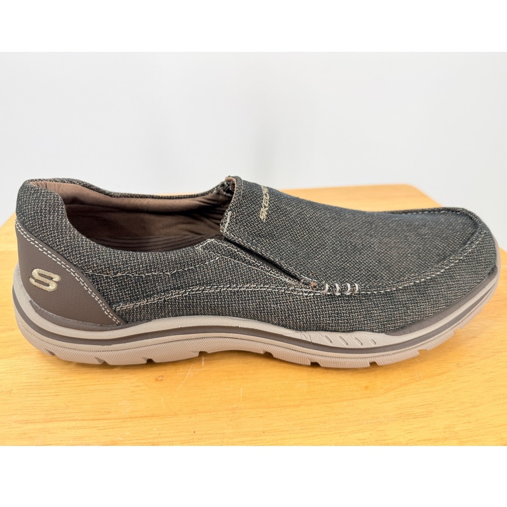 Skechers Avillo Memory Foam Slip On Loafers dock shoes Brown Mens sz 11 64109